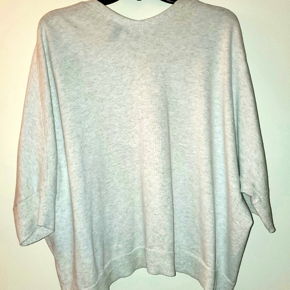 Gap, dolman sleeve, open sweater. - Picture 5 of 7